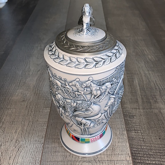 Avon Stein - Picture 5 of 8